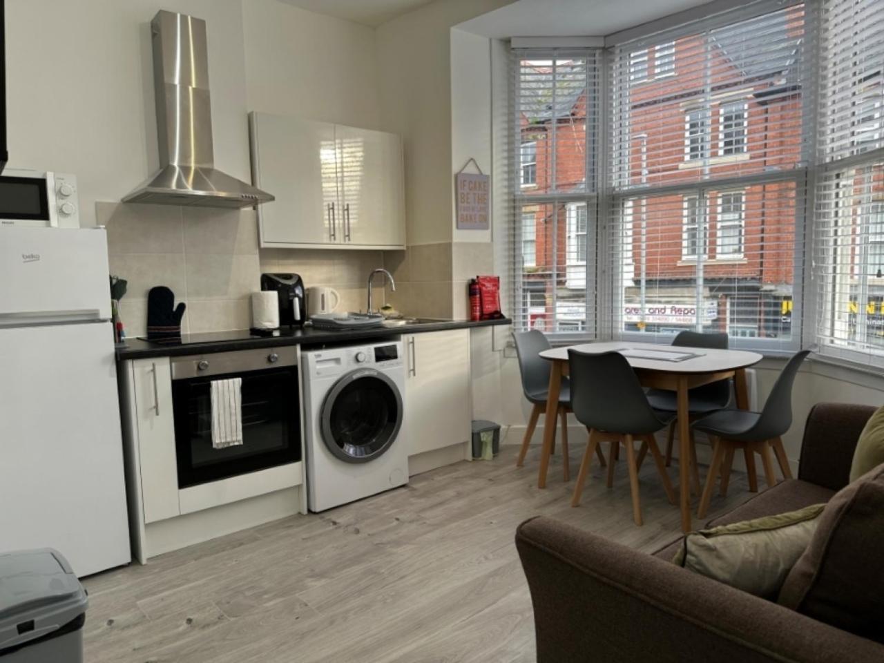 Studio Flat 2A Central Colwyn Bay Εξωτερικό φωτογραφία